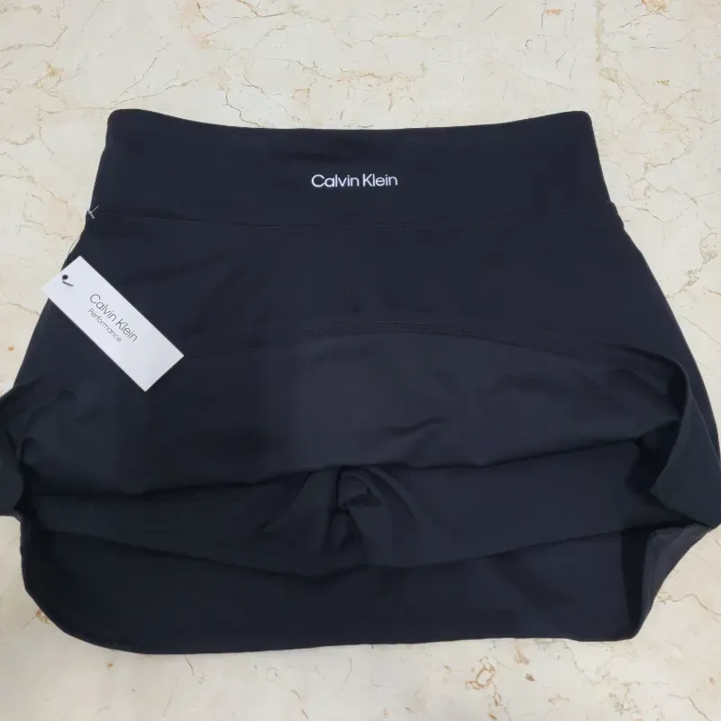Saya Calvin klein 