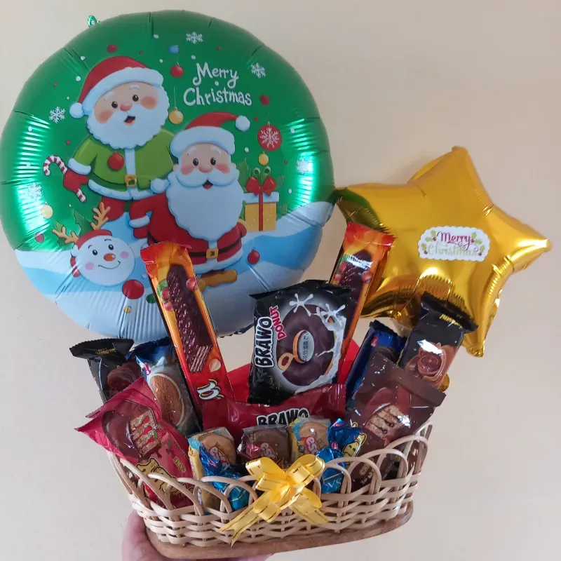 Cesta de confituras navideña 