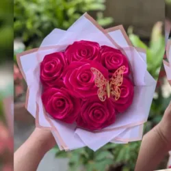Ramo de 7 rosas eternas 
