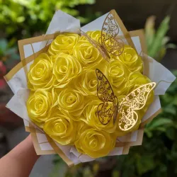 Ramos de 15 rosas eternas 
