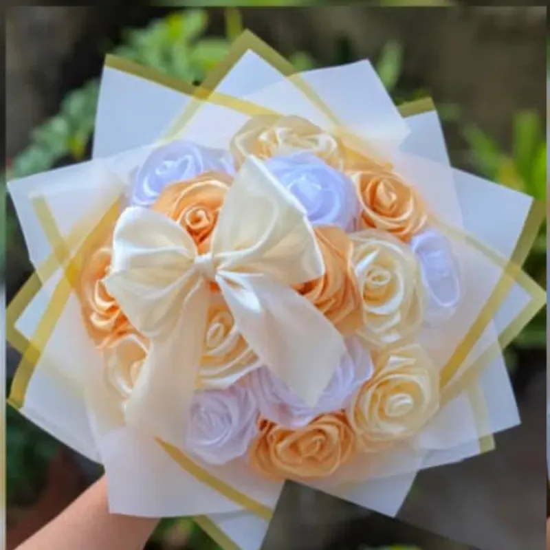 Ramos de 15 rosas eternas 