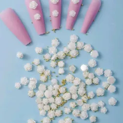 Flores blancas de relieve 
