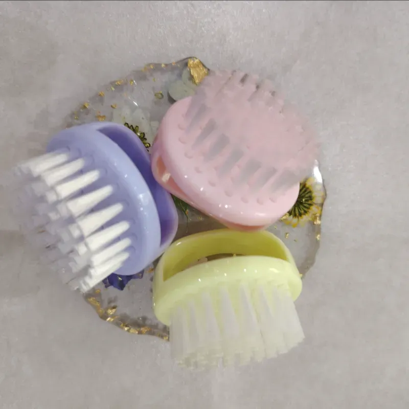 CEPILLO PARA MANICURA