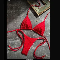 Bikini rojo macrameé