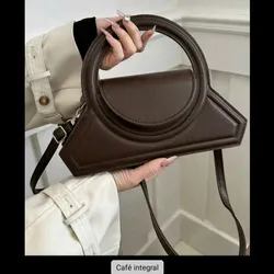 Bolso marrón de mano redondo