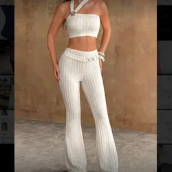Cojunto con hebilla y cadena en Pantaloneta