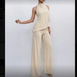 Conjunto beis cuello halter elegante