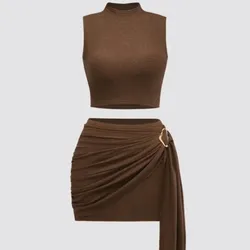 Conjunto café con cuello