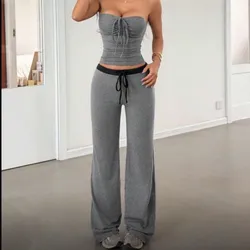 Conjunto casual gris con lazos negros