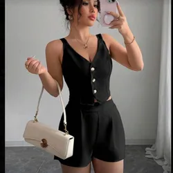 Conjunto negro de top abotonado