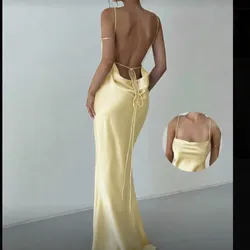 Vestido amarillo claro elegante