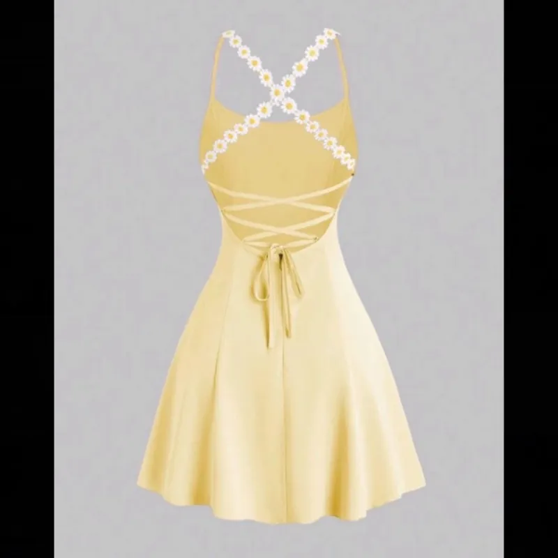 Vestido amarillo tiras con flores