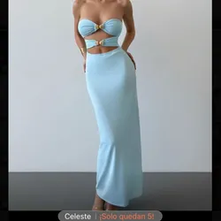 Vestido azul claro con dos conchitas