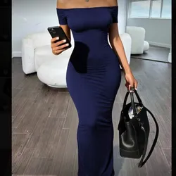 Vestido azul marino con mangas