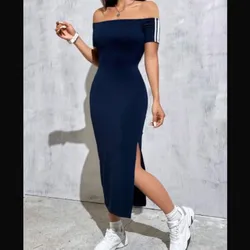 Vestido azul oscuro de mangas