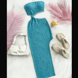 Vestido azul sin tirantes