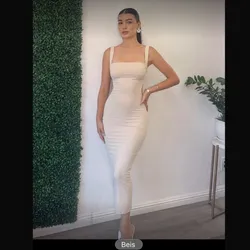 Vestido beige ajustado