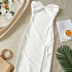 Vestido blanco ajustado sin mangas