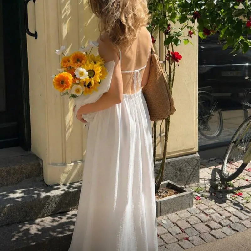Vestido blanco de tirantes de encaje