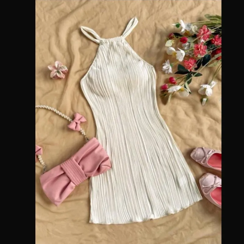 Vestido blanco plisado