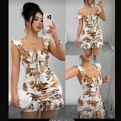 Vestido con flores carmelitas