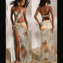 Vestido estilo sarong con cut-out