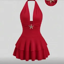 Vestido rojo corto con vuelitos y estrella