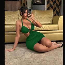 Vestido verde con aro