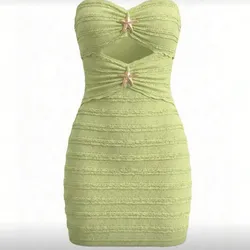 Vestido verde con dos estrellas