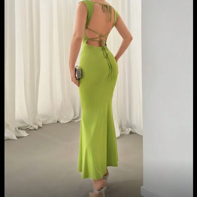 Vestido verde corte sirena