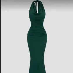 Vestido verde corte sirena