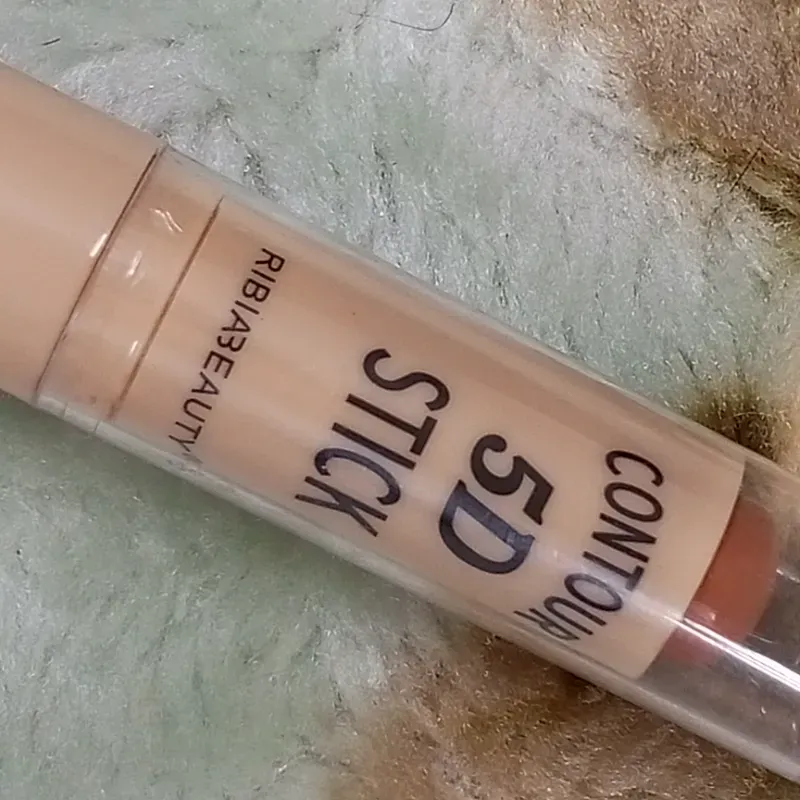 Corrector de ojeras 