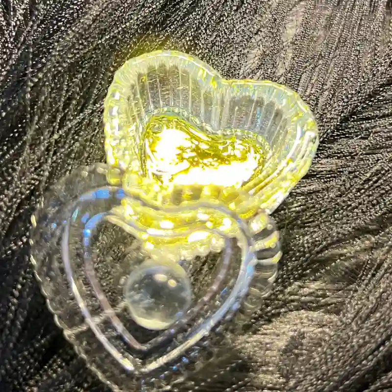 GODETT DE CRISTAL  ESTILO CORAZÓN CON TAPA  