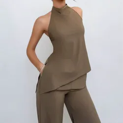 Conjunto de blusa y pantalón 
