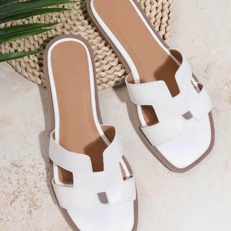 Sandalias planas blancas