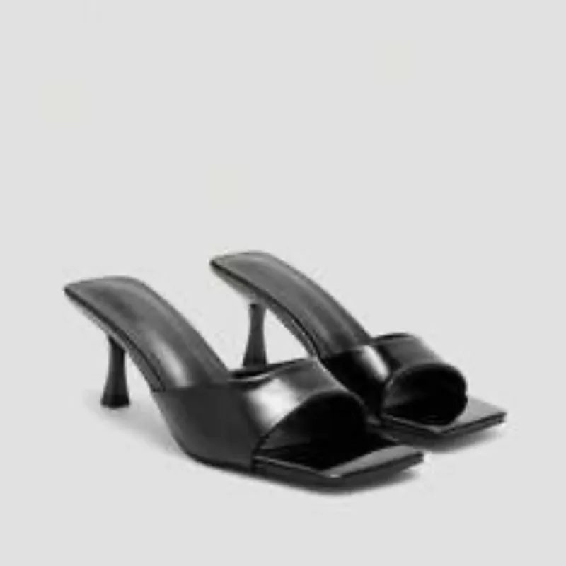 Tacones negros 