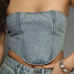 Top de mezclilla con brillitos 