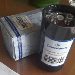 Capacitores