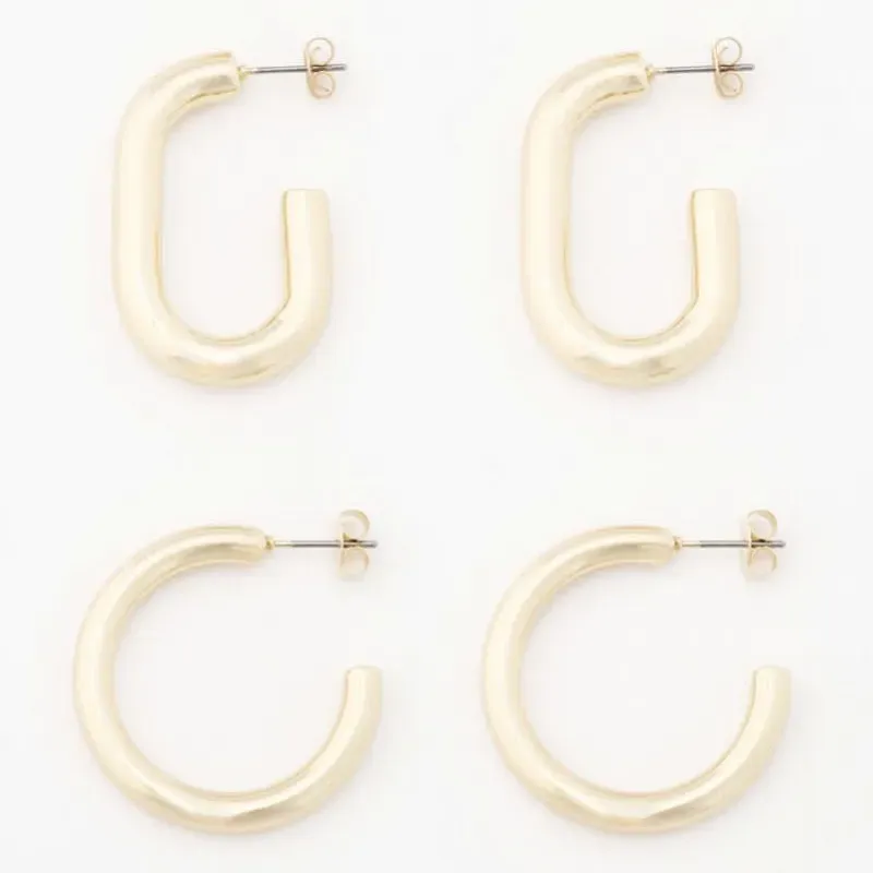 Aretes dorados 