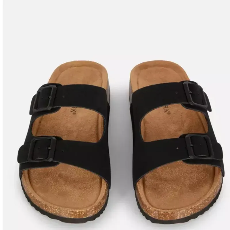 Sandalias prácticas 