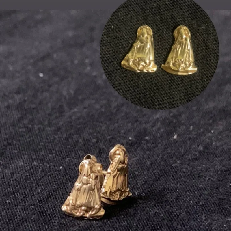 Aretes de la virgencita 