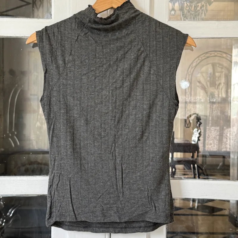 Blusa gris