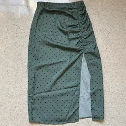 Saya satin verde de bolas 