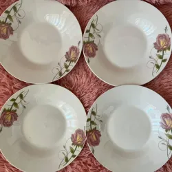 Juego de 4 platos hondos medianos