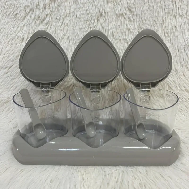 Set de 3 envases para especias con cucharitas
