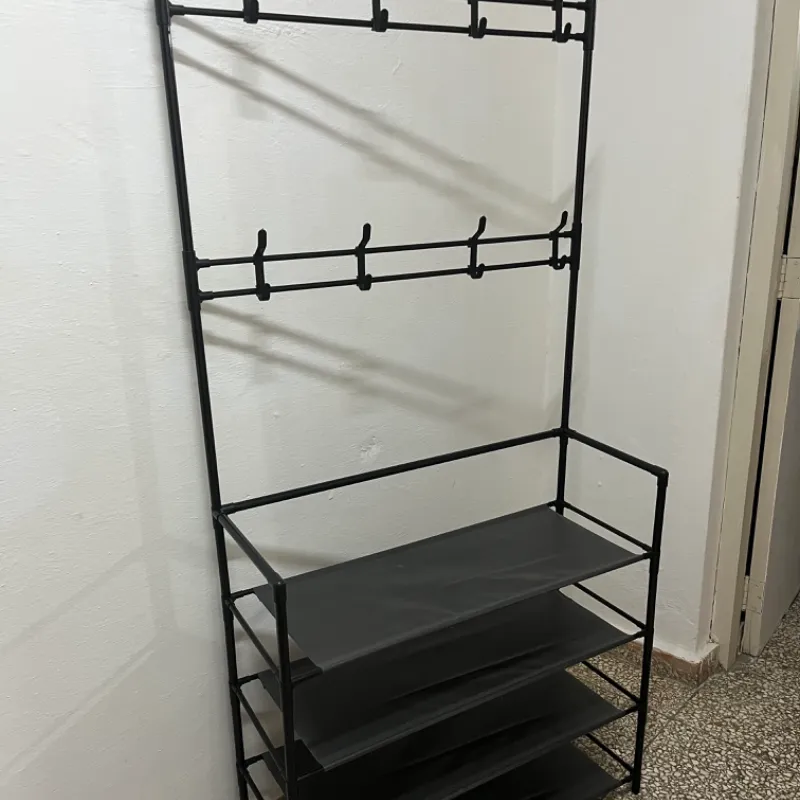 Colgador con zapatera 