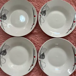 Juego de 4 platos hondos medianos  