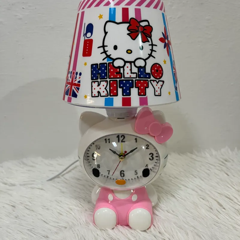 Lámpara de mesa con reloj de hello kitty 