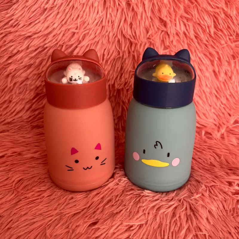 Pomos de cristal engomados por fuera para niños