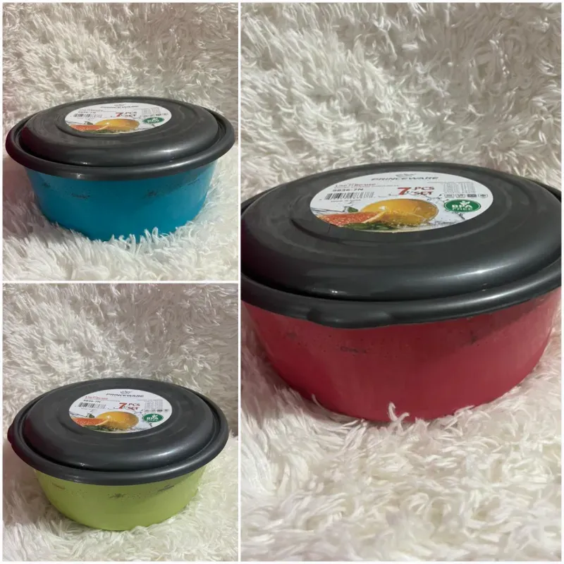 Set de 7 pozuelos plásticos redondos  